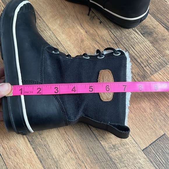 Keen waterproof boots - Picture 14 of 15